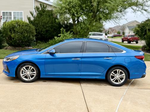 Blue 2018 Hyundai SONATA SEL