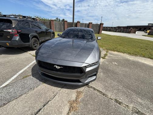 2024 Ford Mustang EcoBoost