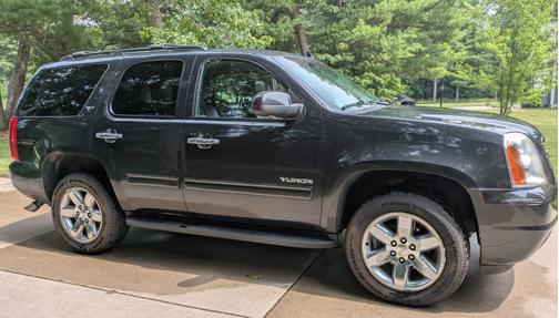 2011 GMC Yukon SLT