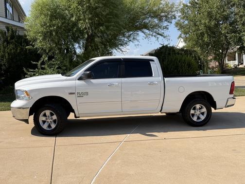 White 2019 RAM 1500 Classic SLT