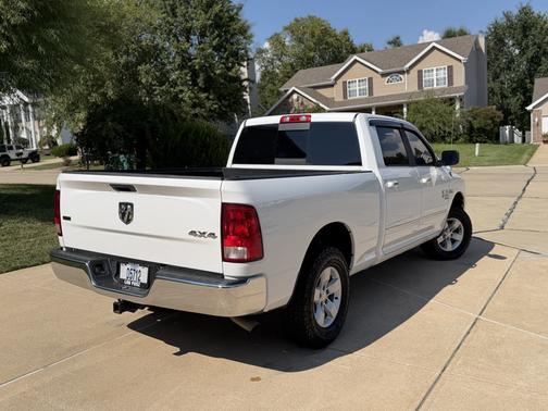 White 2019 RAM 1500 Classic SLT