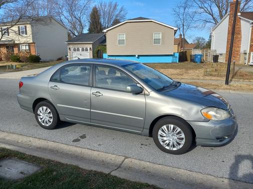 2004 Toyota Corolla LE