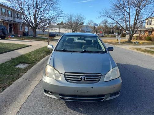 2004 Toyota Corolla LE