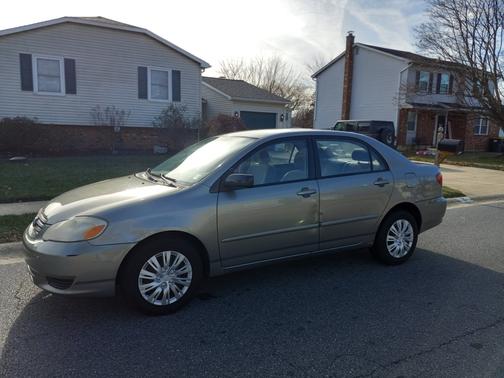 2004 Toyota Corolla LE