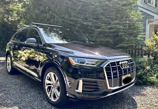 2021 Audi Q7 45 Premium Plus