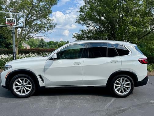 2023 BMW X5 xDrive40i