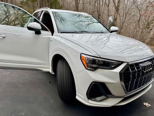 2021 Audi Q3 45 S line Premium