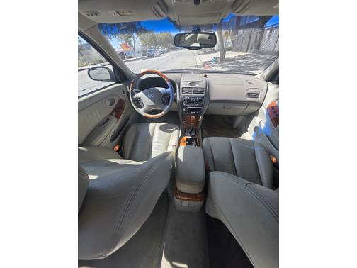 2003 INFINITI I35 Base