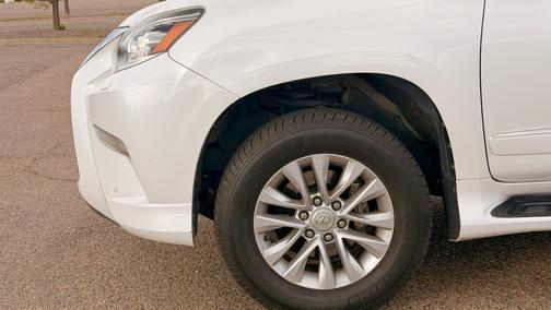 White 2014 Lexus GX 460 Base