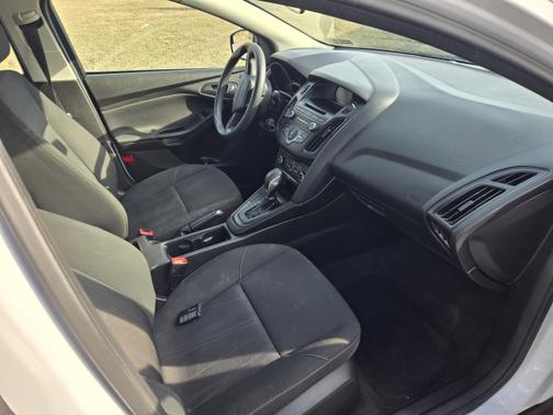 2016 Ford Focus S