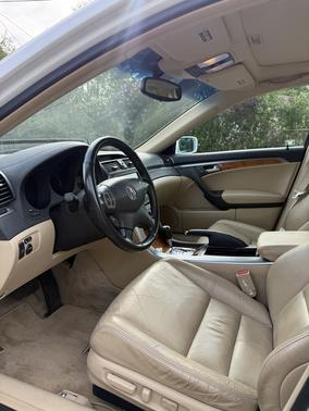 White 2005 Acura TL 3.2