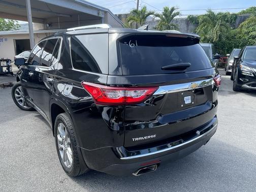 Black 2019 Chevrolet Traverse Premier