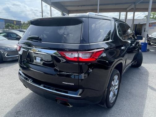 Black 2019 Chevrolet Traverse Premier