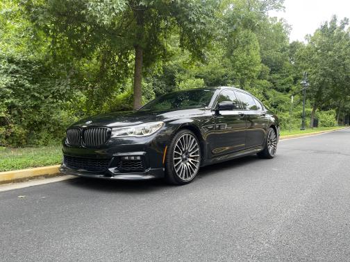 2016 BMW 750 i