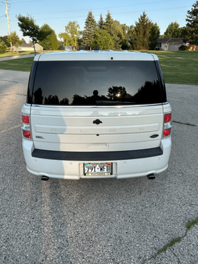White 2014 Ford Flex SEL