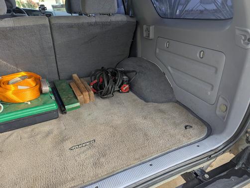 Silver 2000 Toyota 4Runner SR5 4WD