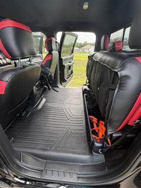 Black 2019 Ford F-150 XLT