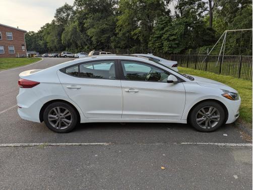2018 Hyundai ELANTRA Value Edition