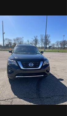 2020 Nissan Pathfinder Platinum