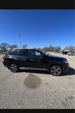 2020 Nissan Pathfinder Platinum