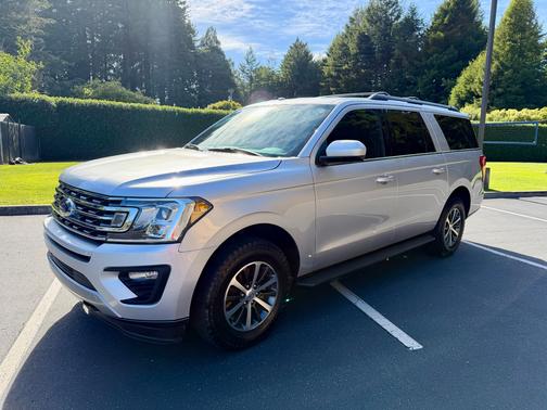 Silver 2019 Ford Expedition Max XLT