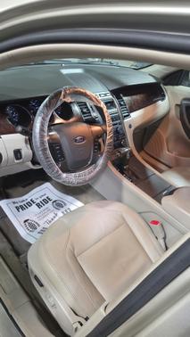 Gold 2011 Ford Taurus SEL