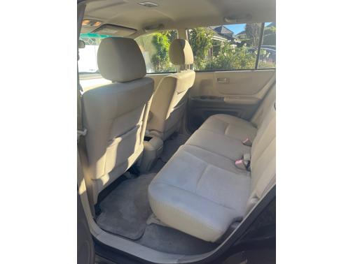 2005 Toyota Highlander Base