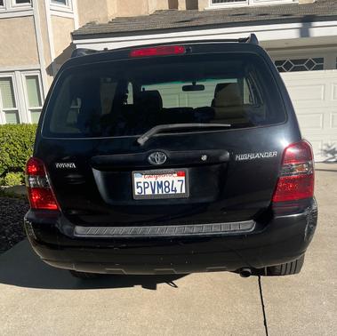 2005 Toyota Highlander Base