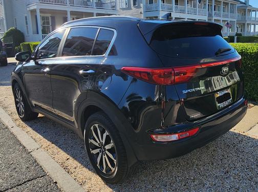 Black 2017 Kia Sportage EX