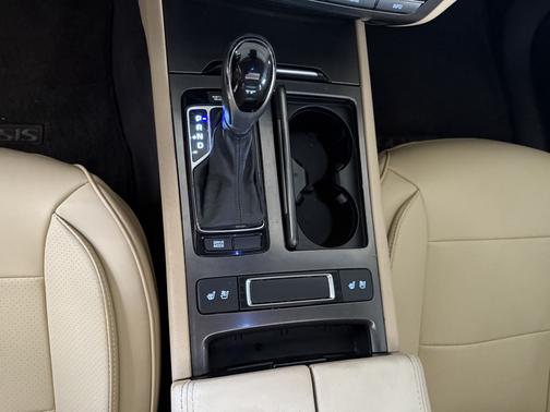 White 2015 Hyundai Genesis 3.8