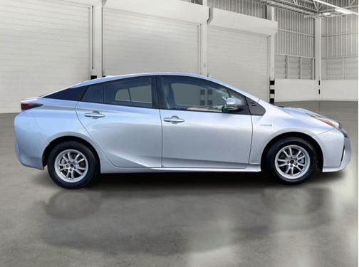 Silver 2016 Toyota Prius Two