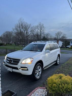 White 2012 Mercedes-Benz GL-Class GL 450 4MATIC
