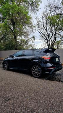 2017 Ford Focus RS Base