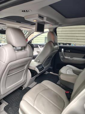 Black 2010 GMC Acadia SLT-1