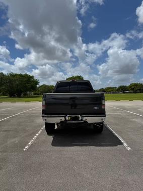 Gray 2006 Ford F-350 Lariat Crew Cab Super Duty