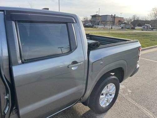 Gray 2022 Nissan Frontier SV