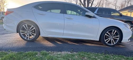 2019 Acura TLX V6 Advance