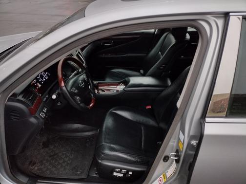 2007 Lexus LS 460 Base