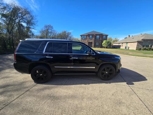 2015 Cadillac Escalade Premium