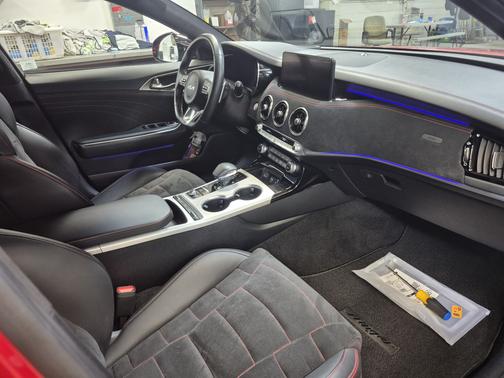 2022 Kia Stinger GT2