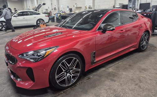 2022 Kia Stinger GT2