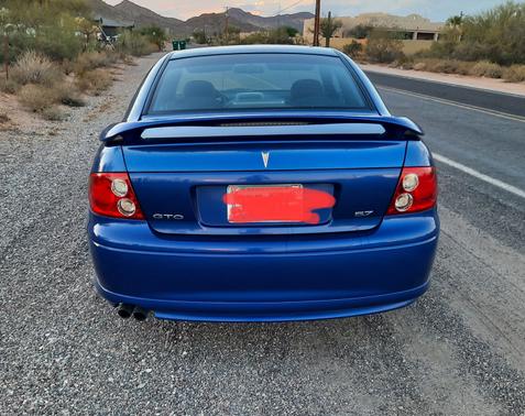Blue 2004 Pontiac GTO Base