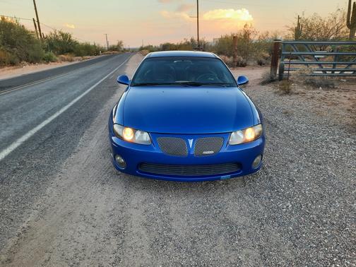 Blue 2004 Pontiac GTO Base