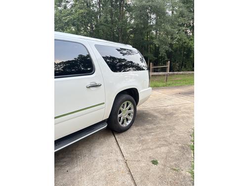 2011 GMC Yukon XL Denali