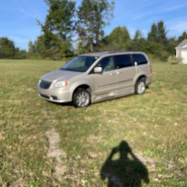 Gold 2013 Chrysler Town & Country Touring