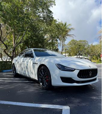 2021 Maserati Ghibli S