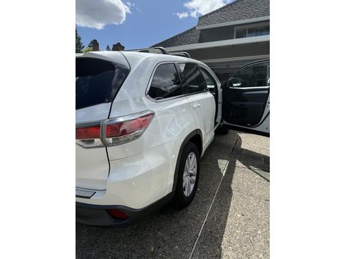 2016 Toyota Highlander LE
