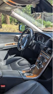 2017 Volvo XC60 T5 Inscription