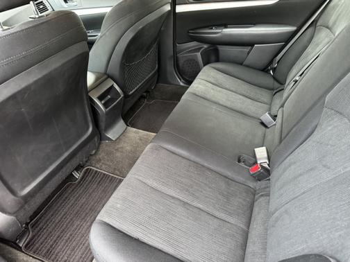 2013 Subaru Legacy 2.5i Premium