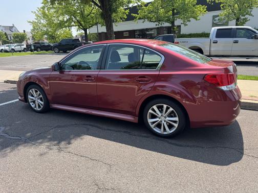 2013 Subaru Legacy 2.5i Premium